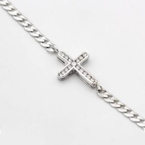 Cross Curb Chain Necklace